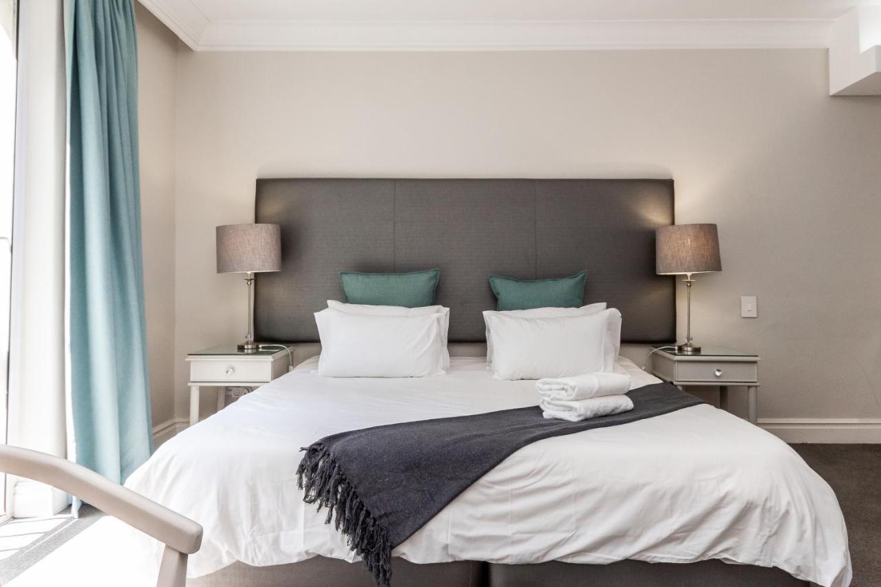 Trendy Apartment In Thibault Square City Centre Cidade Do Cabo Exterior foto